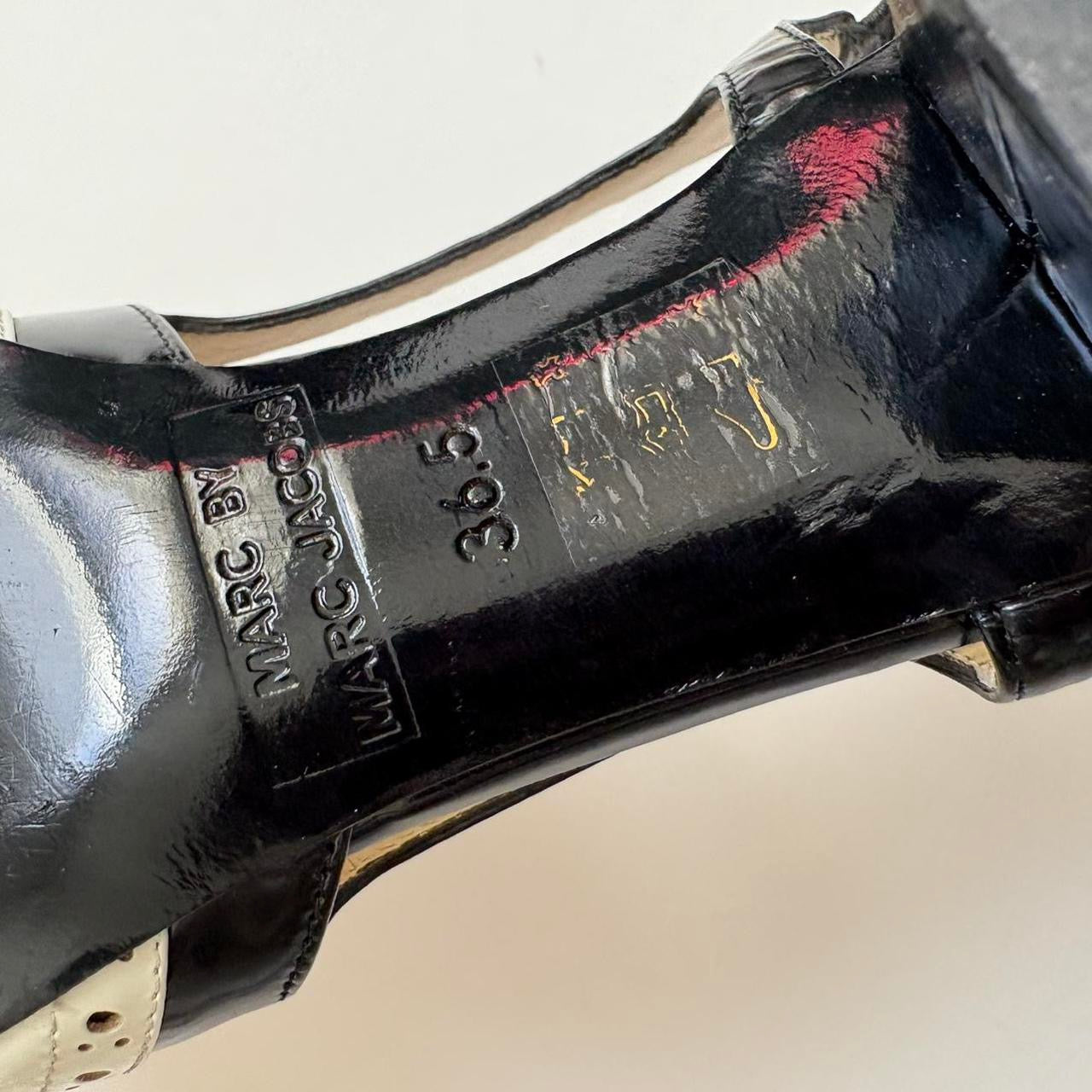 Marc Jacobs Patent Leather Kitten Heels