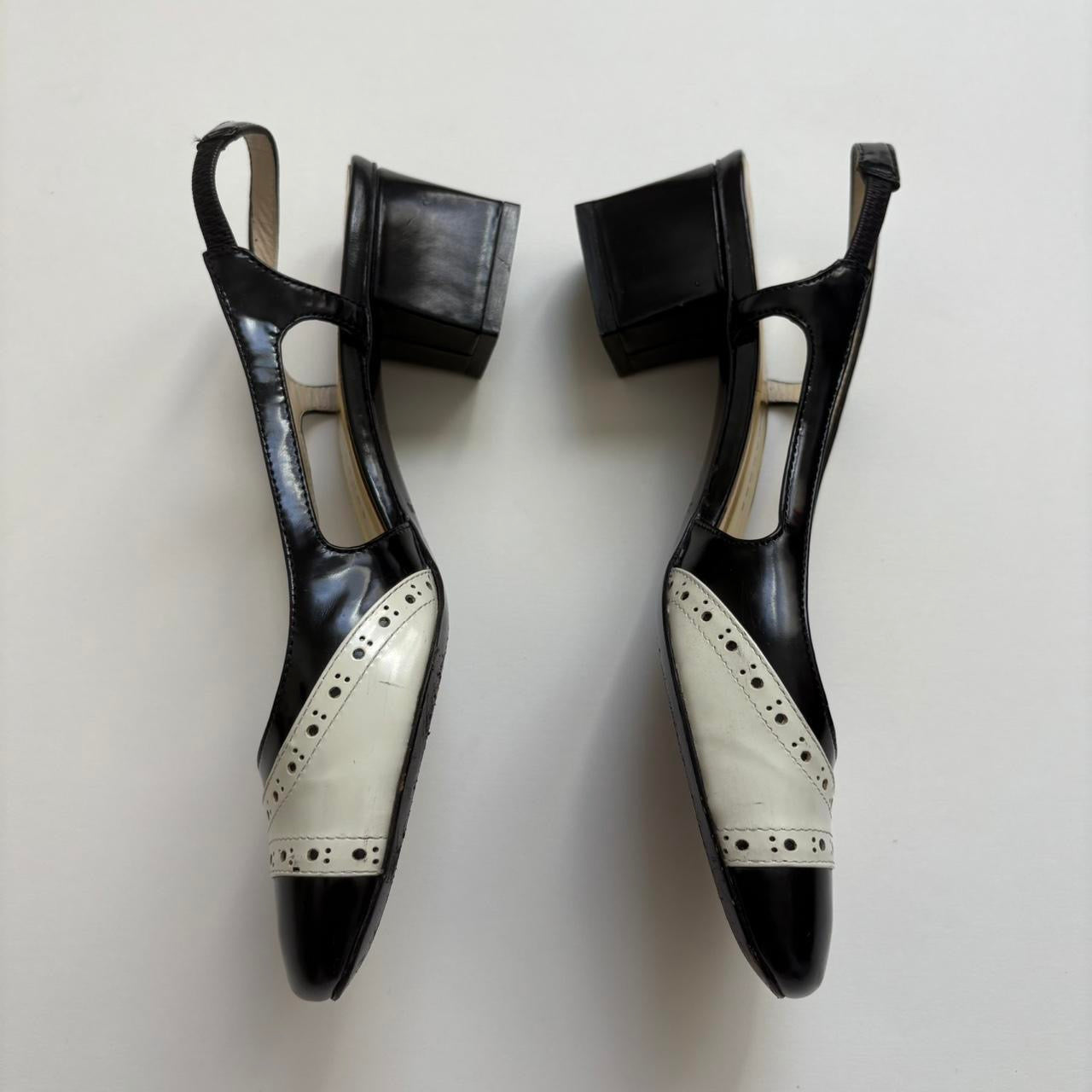 Marc Jacobs Patent Leather Kitten Heels